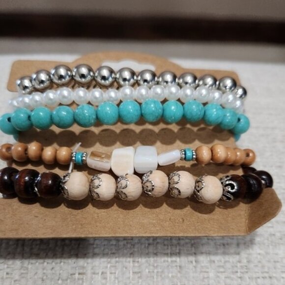 Nwt Womens Beaded Bracelet Set in Turquoise and Wood Tones - Picture 2 of 3